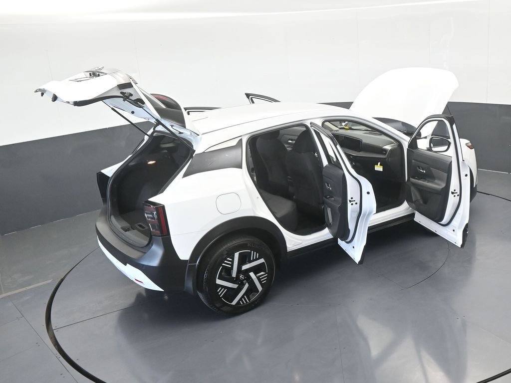 Used 2025 Nissan Kicks SV image 61