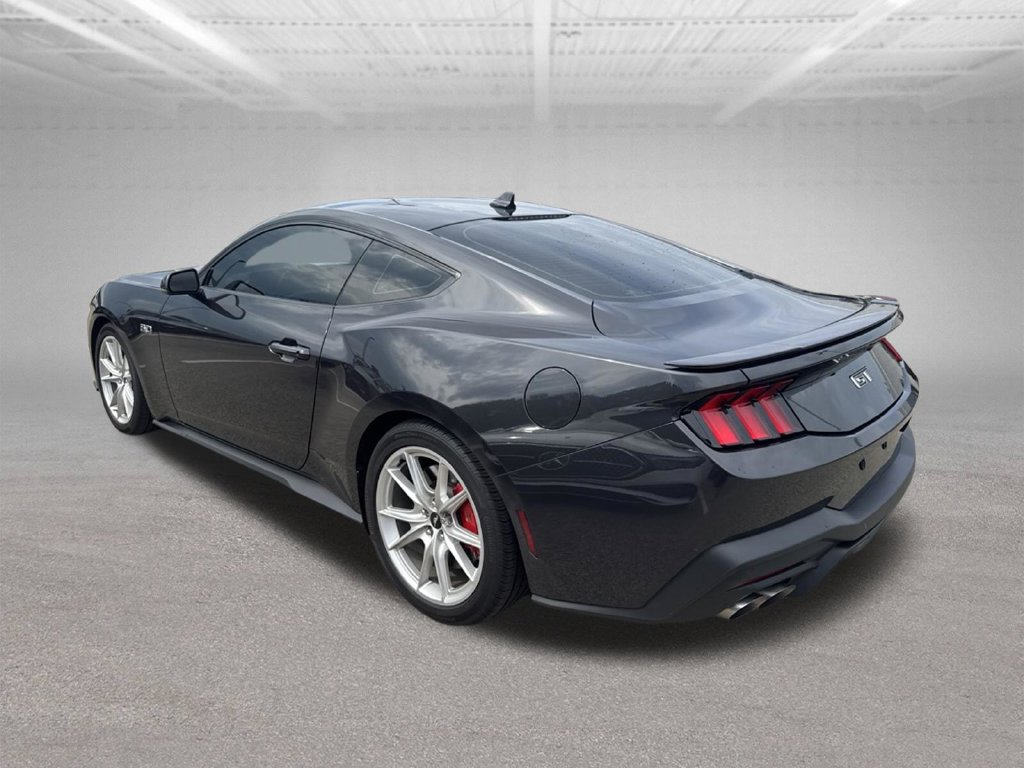 Used 2024 Ford Mustang GT Premium RWD image 3