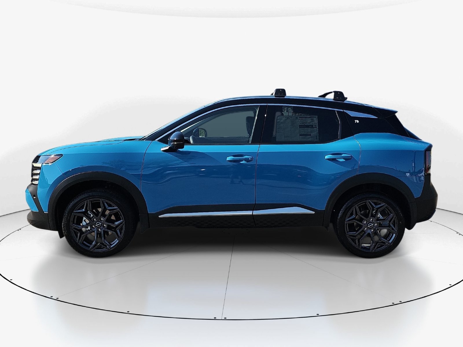 New 2027 Nissan Kicks SR w/ SR Premium Package FWD image 9