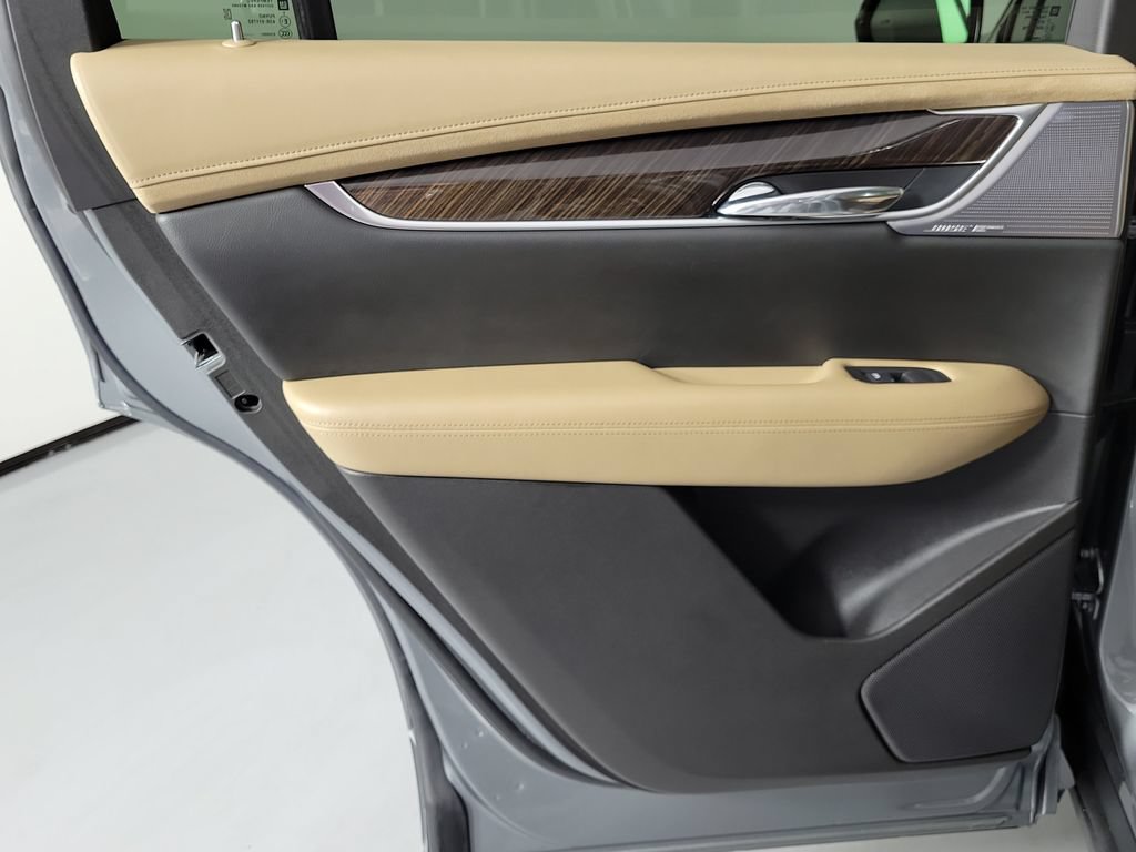 Certified 2023 Cadillac XT6 Premium Luxury w/ Platinum Package FWD image 14