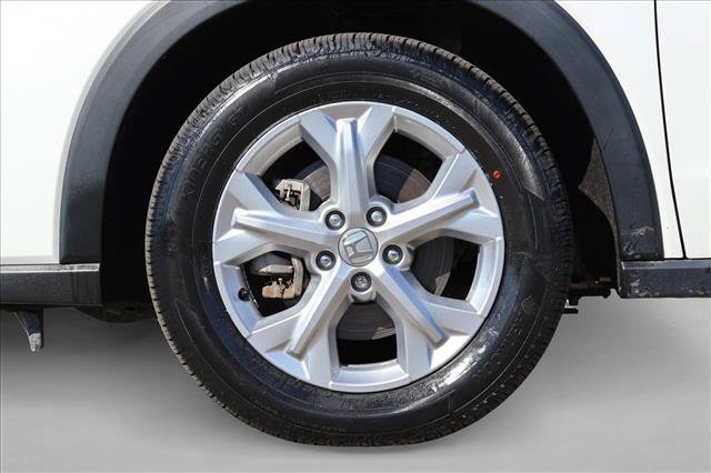 Used 2023 Honda HR-V LX image 9
