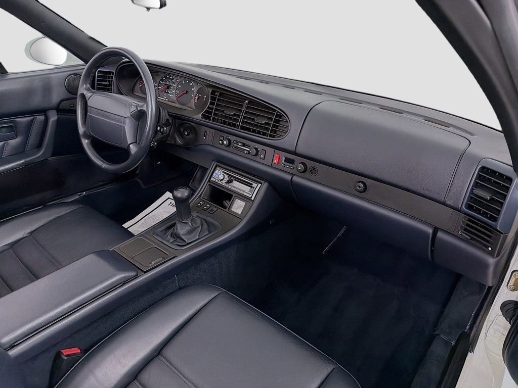 Used 1992 Porsche 968 Cabriolet RWD image 29