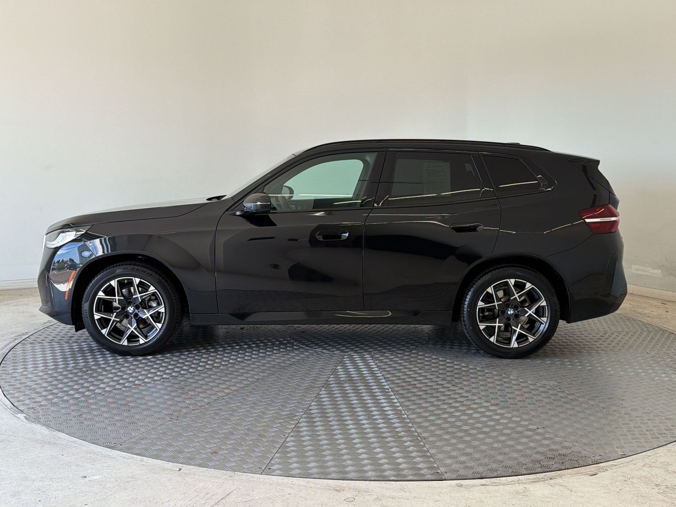 Used 2026 BMW X3 xDrive30i AWD/4WD image 2