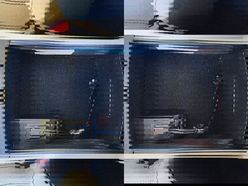 Used 2015 Mercedes-Benz SLK 250 w/ Premium Package image 65