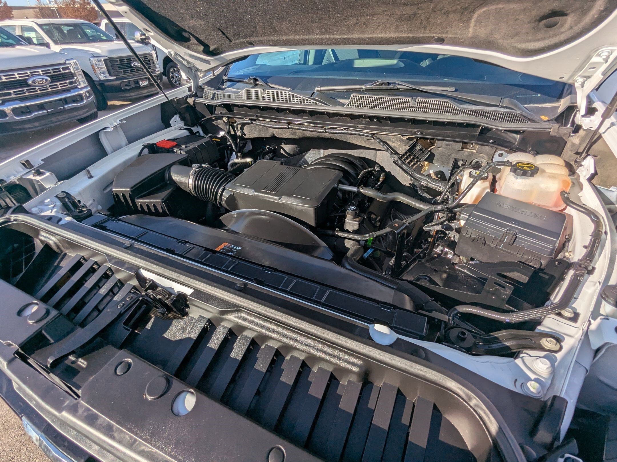 Used 2024 Chevrolet Silverado 3500 W/T image 32