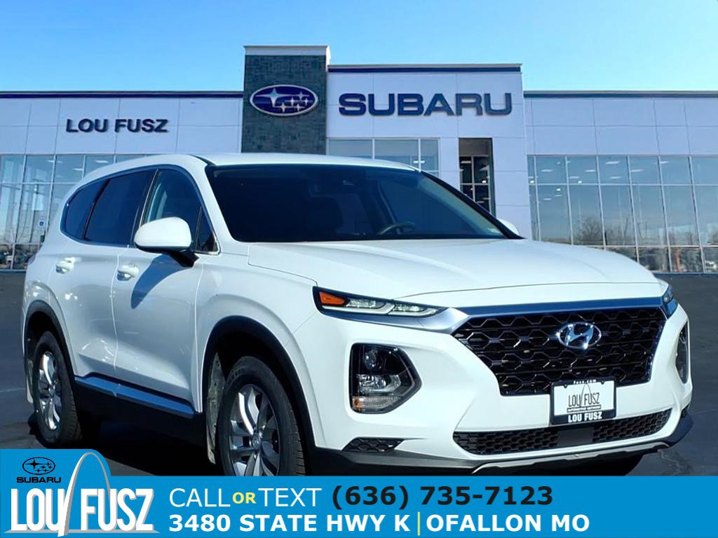 Used 2019 Hyundai Santa Fe SE image 1