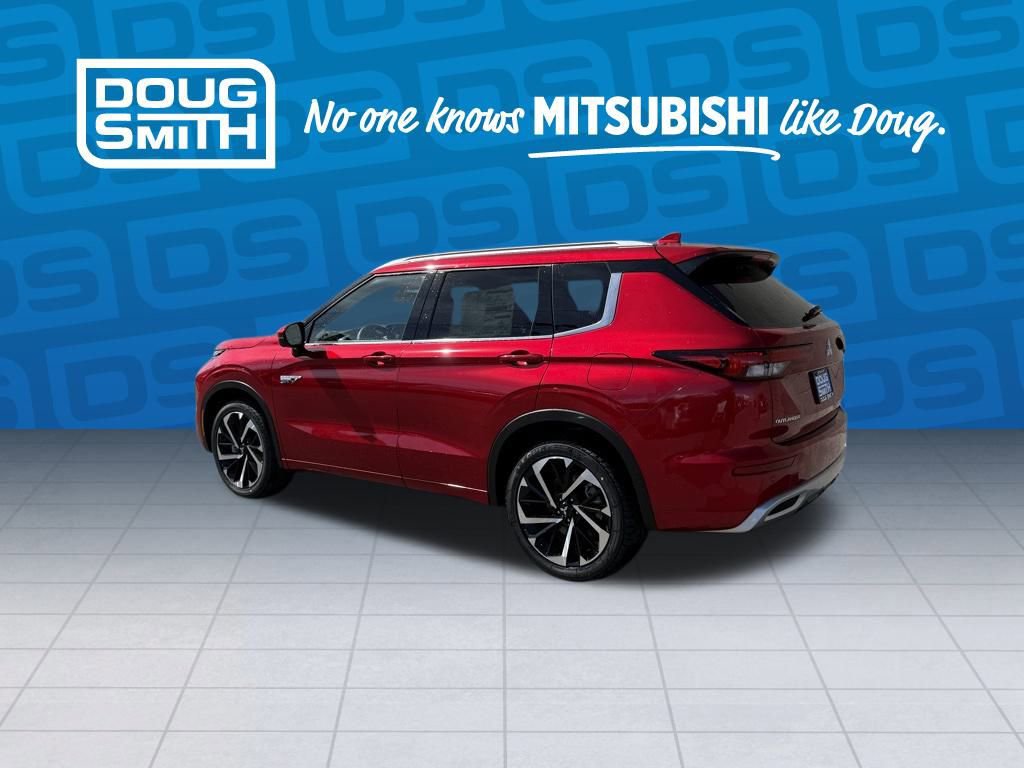 New 2025 Mitsubishi Outlander SEL image 2