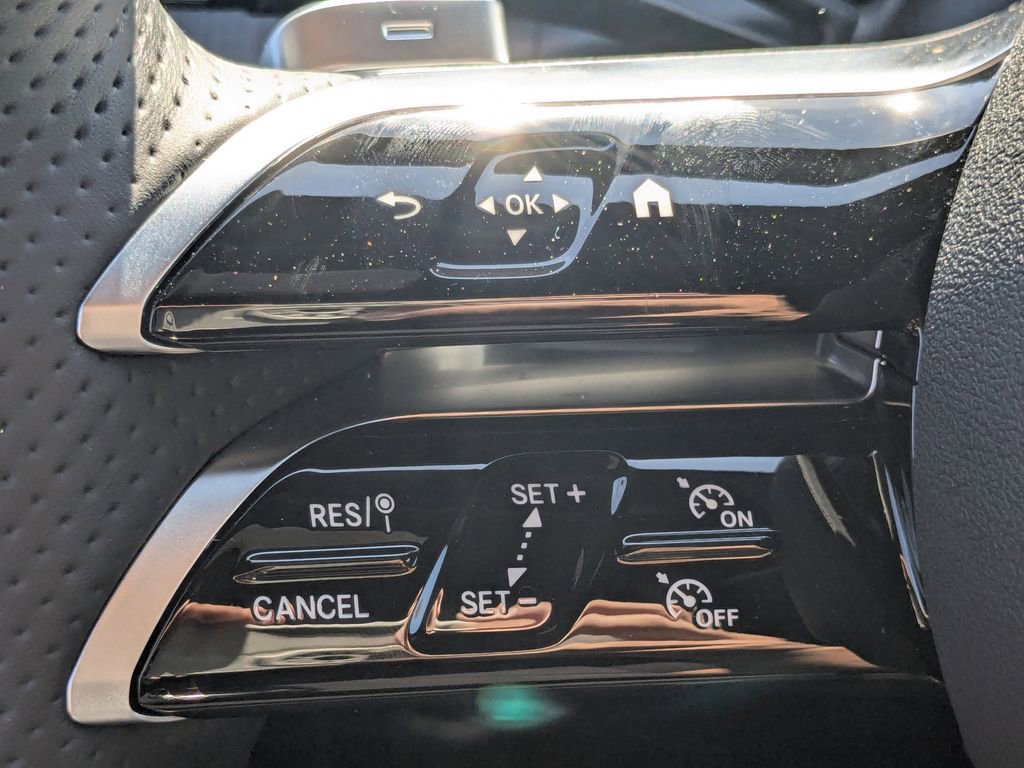 Certified 2025 Mercedes-Benz GLC 350e 4MATIC image 11