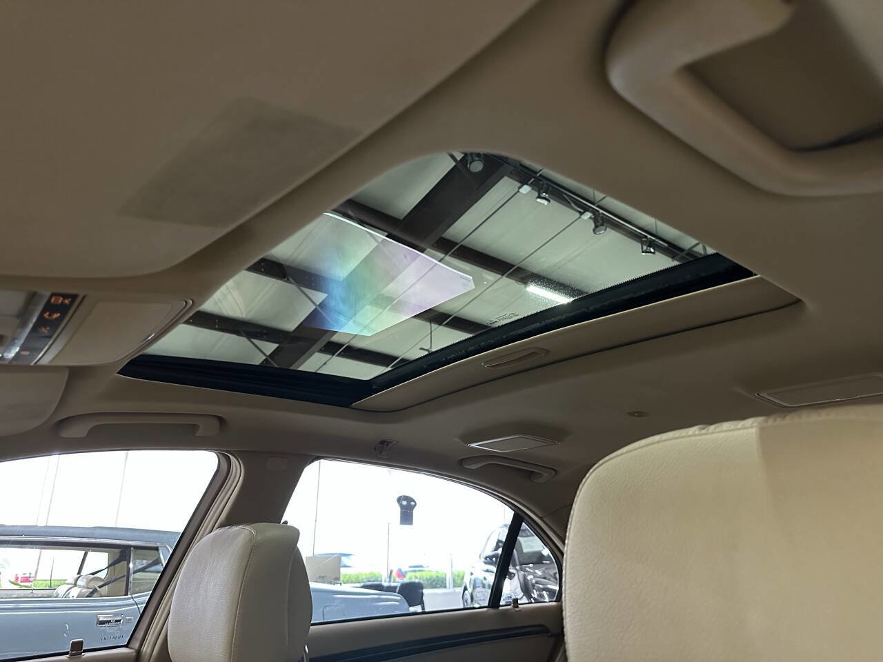 Used 2011 Mercedes-Benz S 550 4MATIC image 31