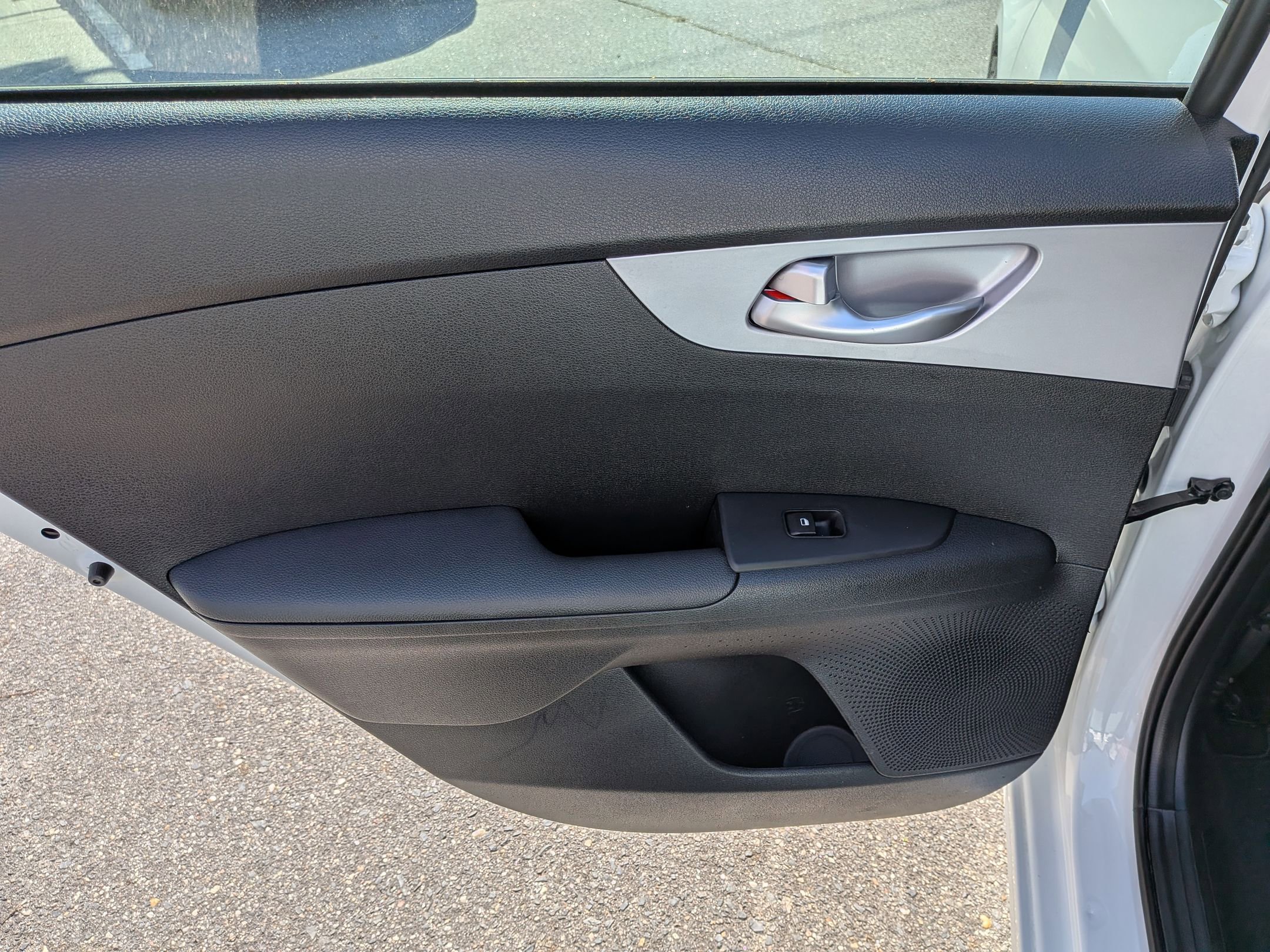 Used 2023 Kia Forte LX image 26