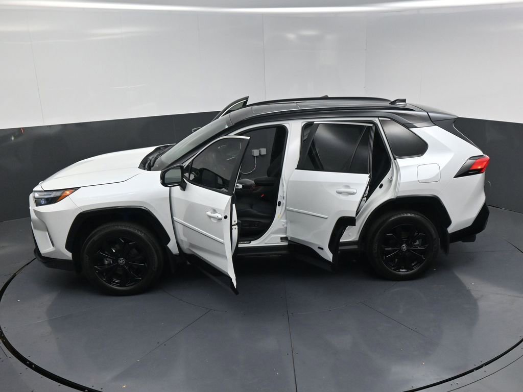 Used 2024 Toyota RAV4 XSE image 16