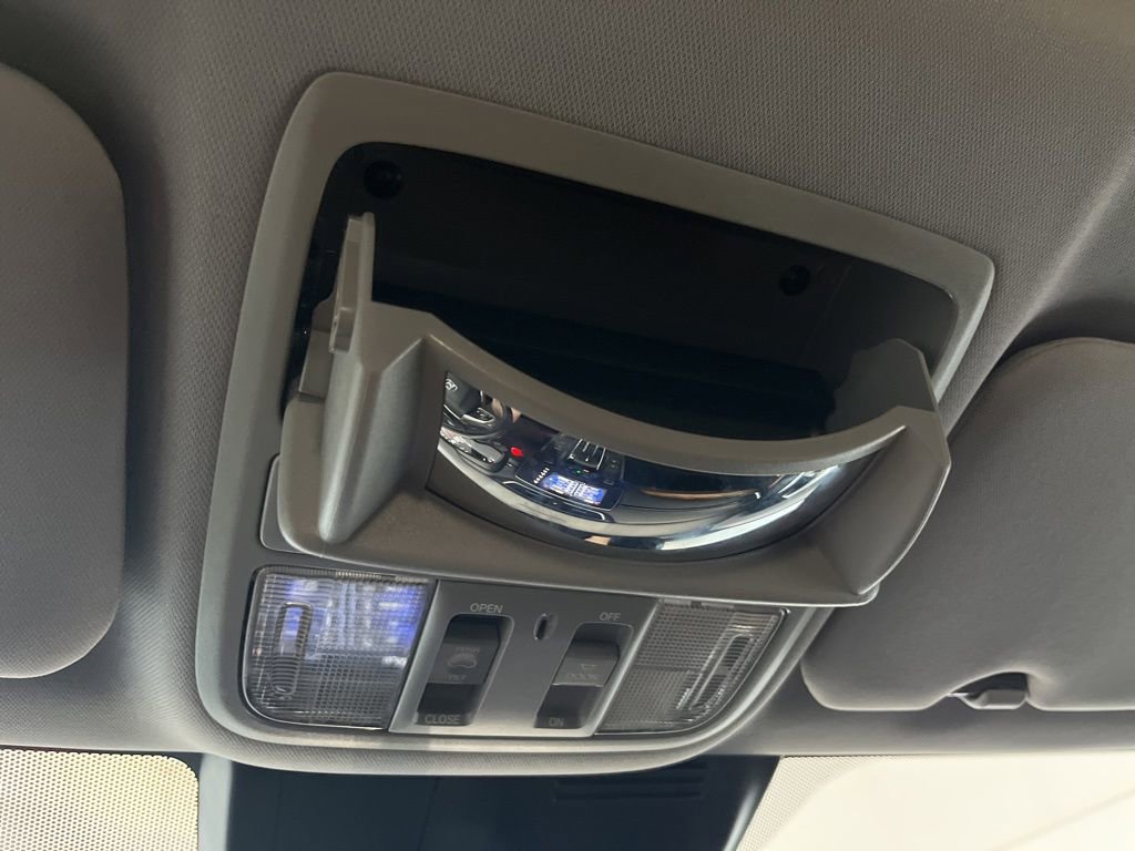 Used 2020 Honda CR-V Touring image 73