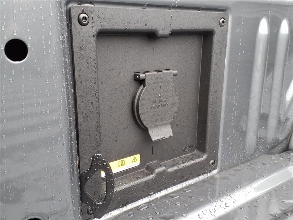 New 2026 Ford F150 XLT w/ Equipment Group 302A MID image 9