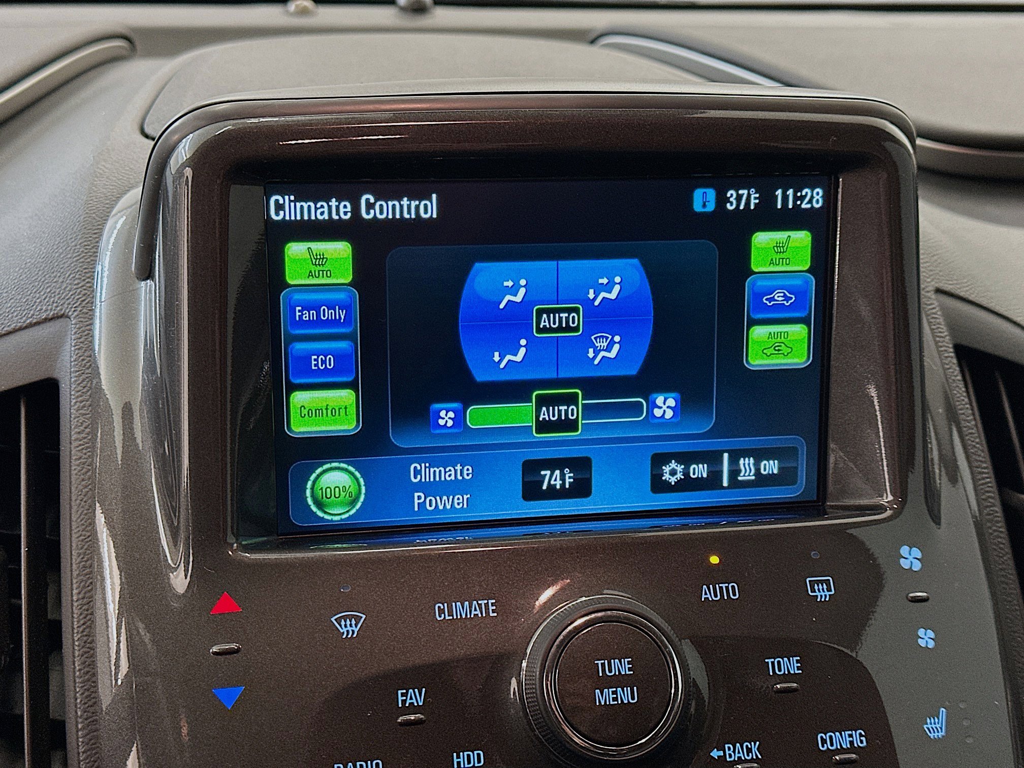 Used 2012 Chevrolet Volt Premium w/ Premium Trim Package image 24