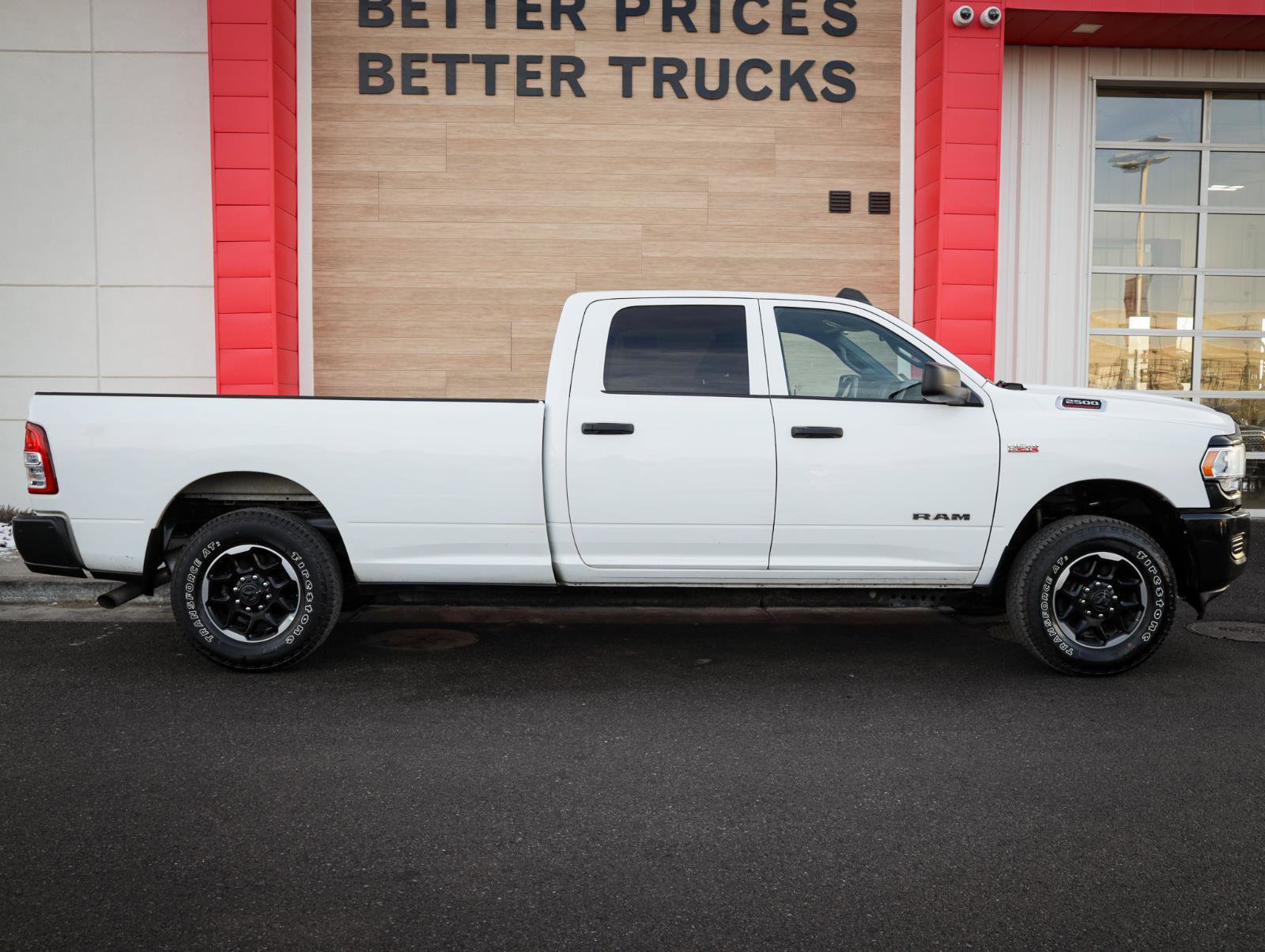 Used 2022 RAM 2500 Tradesman image 2