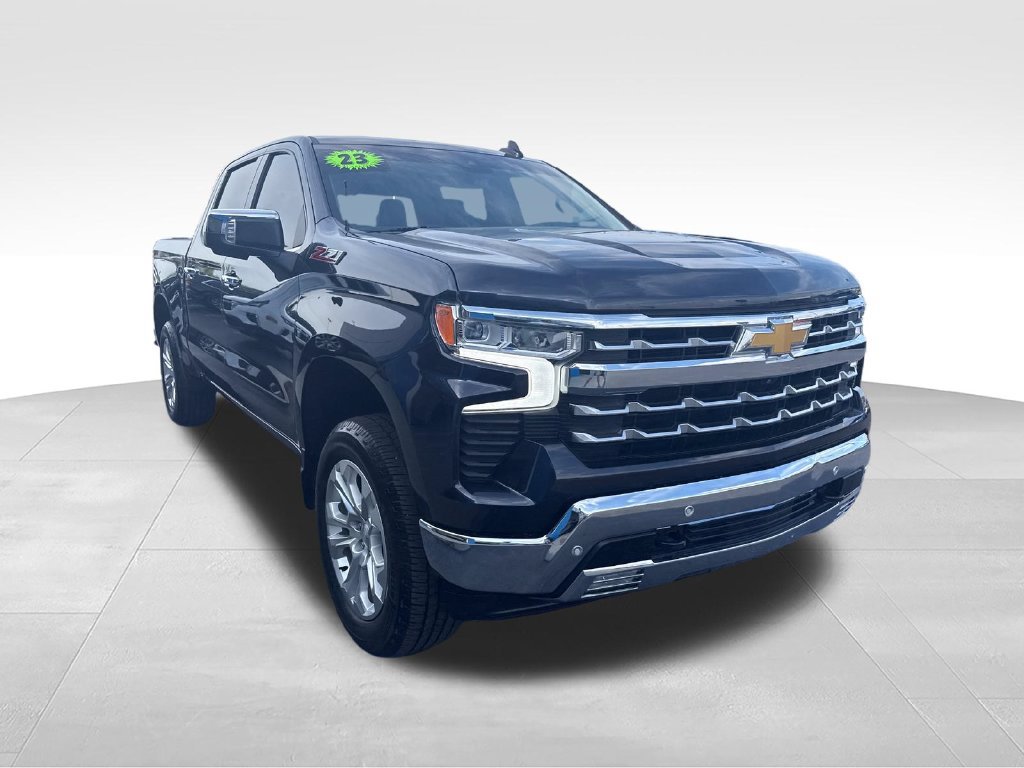 Used 2023 Chevrolet Silverado 1500 LTZ w/ LTZ Premium Package AWD/4WD image 18