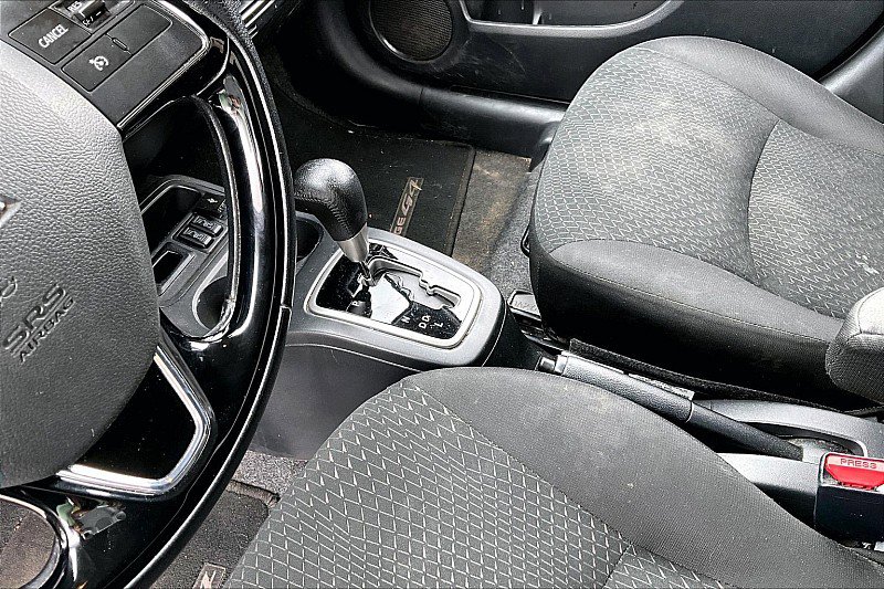 Used 2021 Mitsubishi Mirage G4 SE FWD image 13