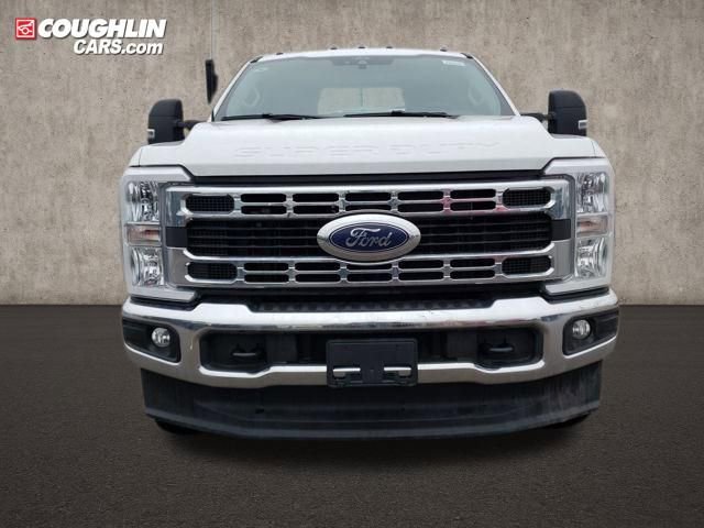 New 2025 Ford F350 XL w/ XL Chrome Package video 2