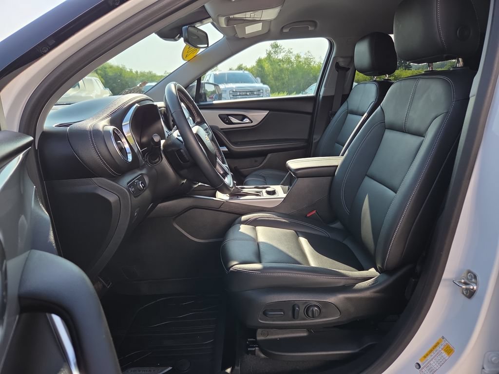 Certified 2024 Chevrolet Blazer LT w/ Midnight/Sport Edition AWD/4WD image 26
