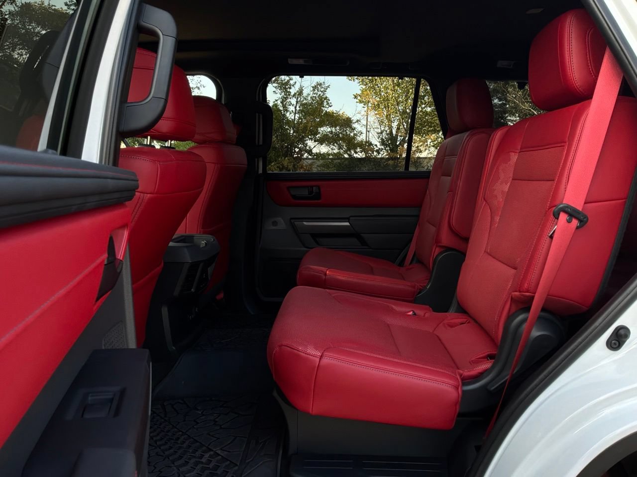 Used 2024 Toyota Sequoia TRD Pro AWD/4WD image 14