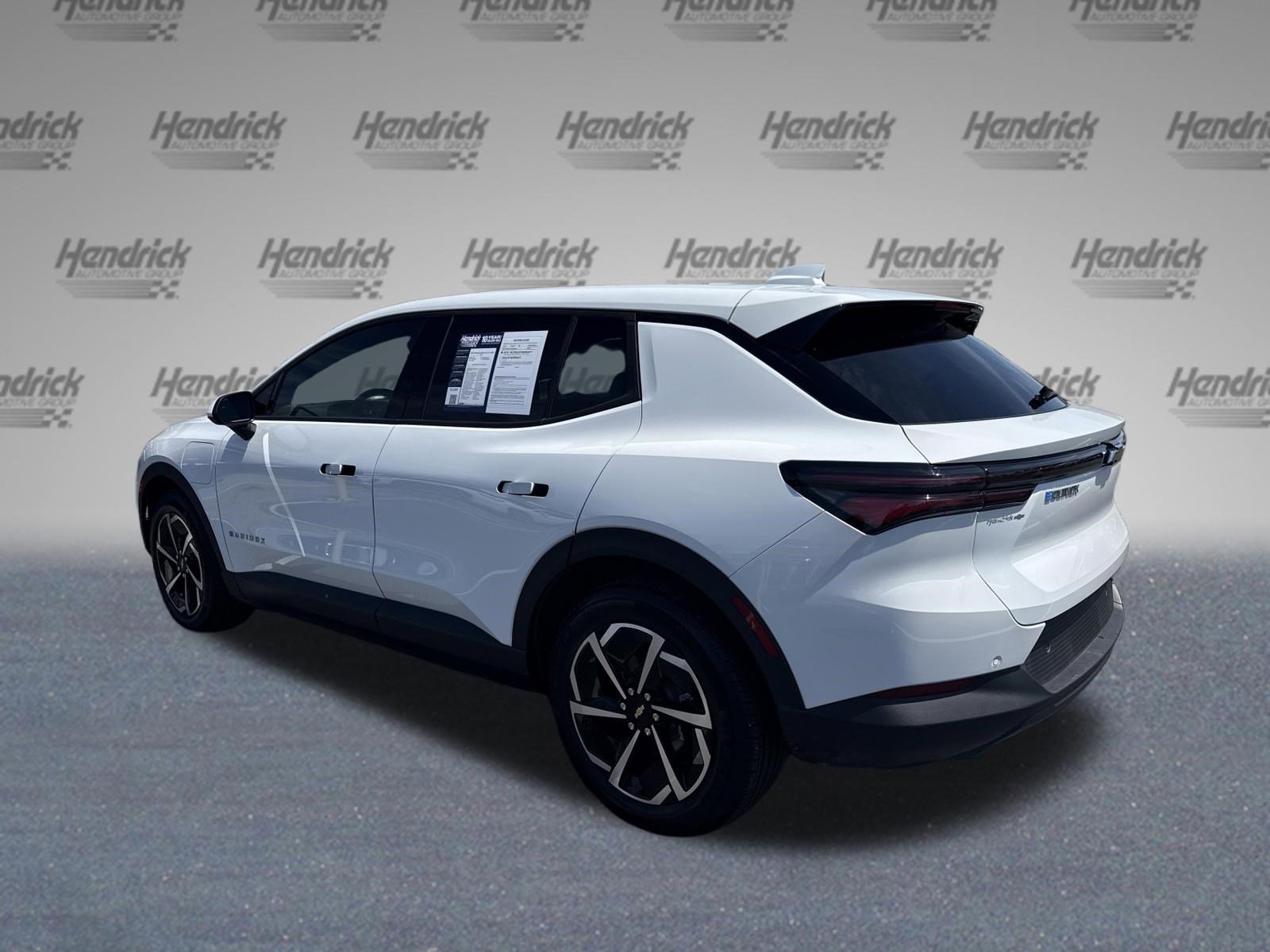 Used 2025 Chevrolet Equinox EV LT image 8