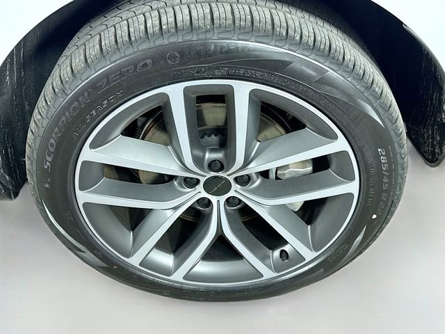 New 2026 Land Rover Range Rover SE image 33