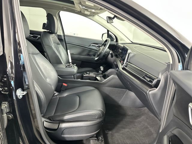 Used 2025 Kia Sportage EX w/ Premium Package FWD image 28