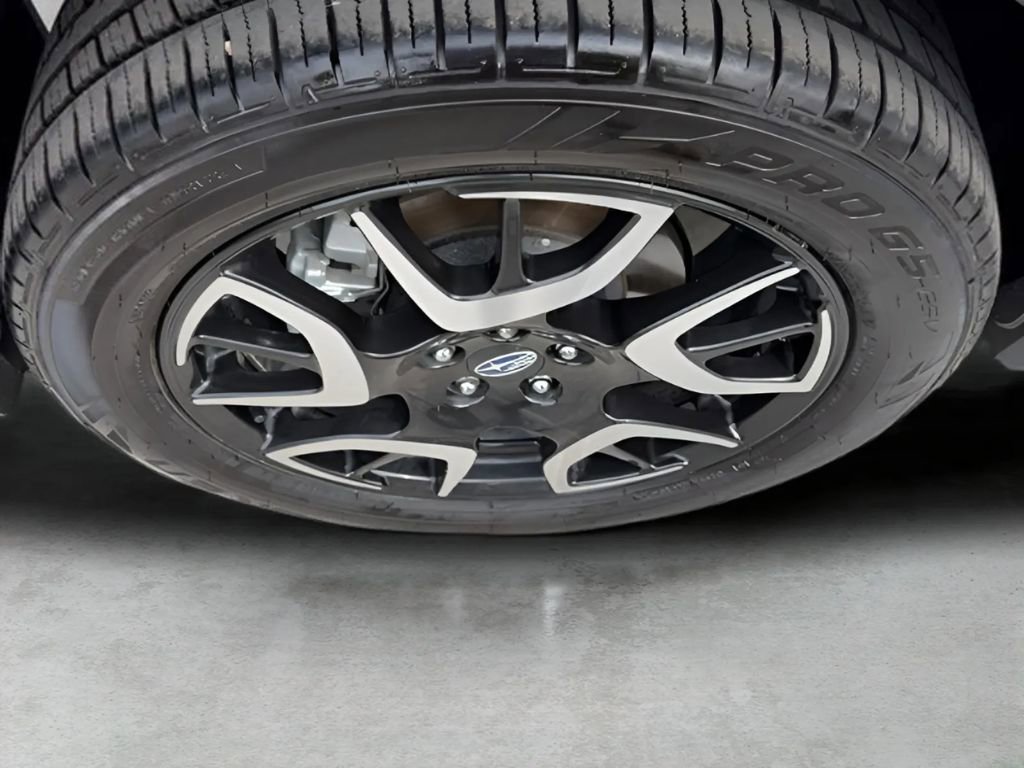 Used 2021 Subaru Crosstrek Hybrid w/ Moonroof Package w/Navigation image 19