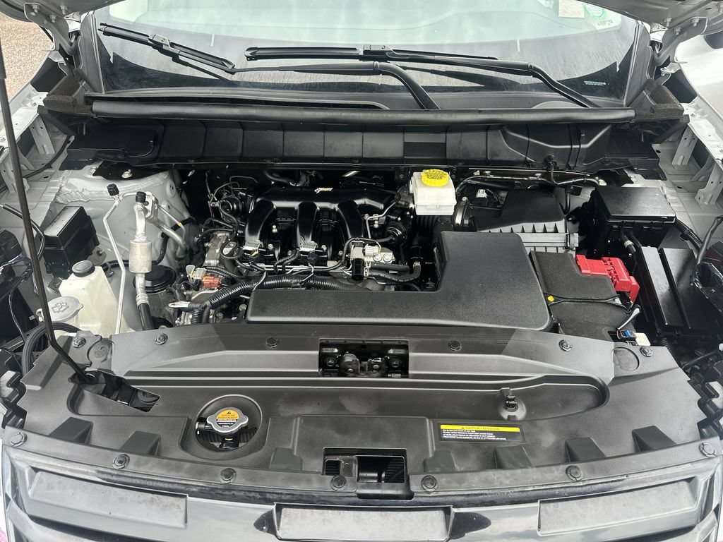 Used 2024 Nissan Pathfinder SV AWD/4WD image 35