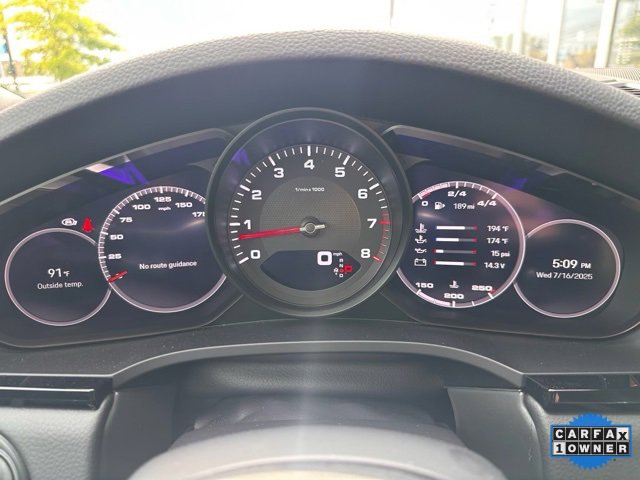 Used 2023 Porsche Cayenne Platinum Edition image 8