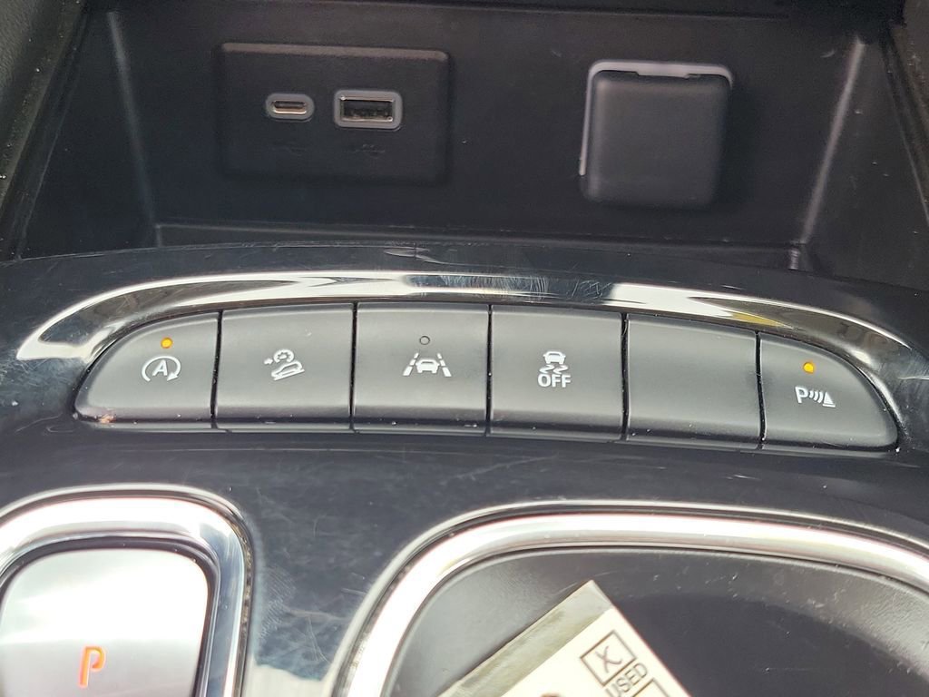 Used 2023 Buick Envision Preferred w/ Sport Touring Package AWD/4WD image 29