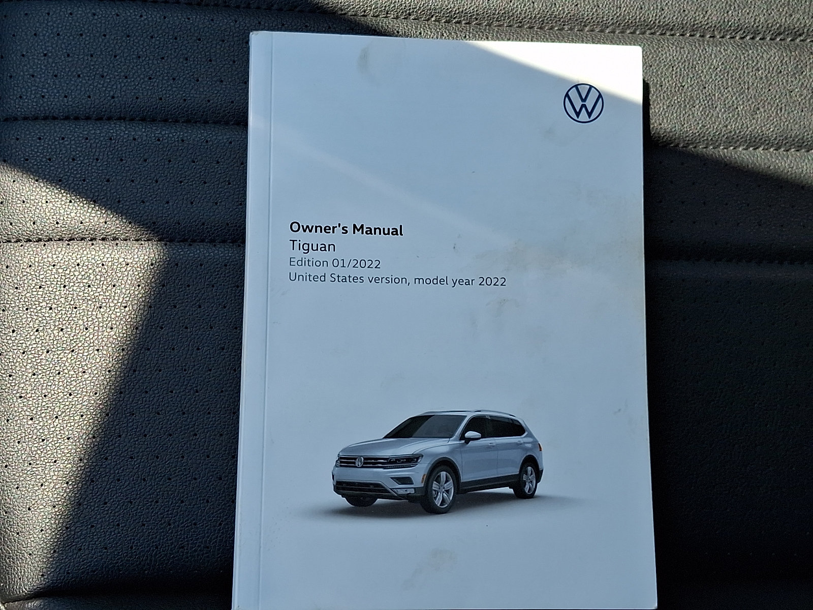 Used 2022 Volkswagen Tiguan SE AWD/4WD image 27