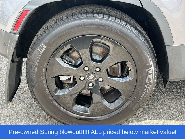 Used 2020 Land Rover Defender 110 HSE AWD/4WD image 11
