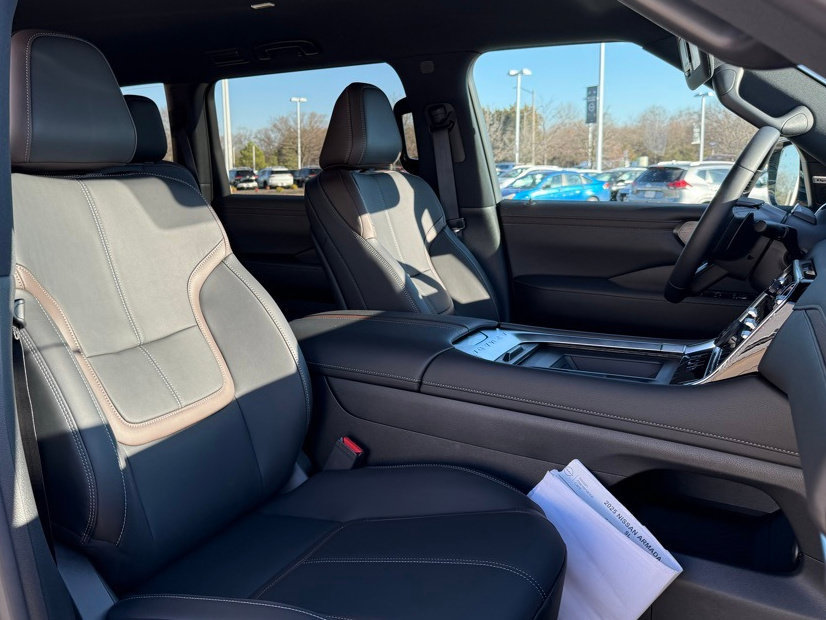 New 2025 Nissan Armada SL w/ Captain's Chari Seat Package AWD/4WD image 31