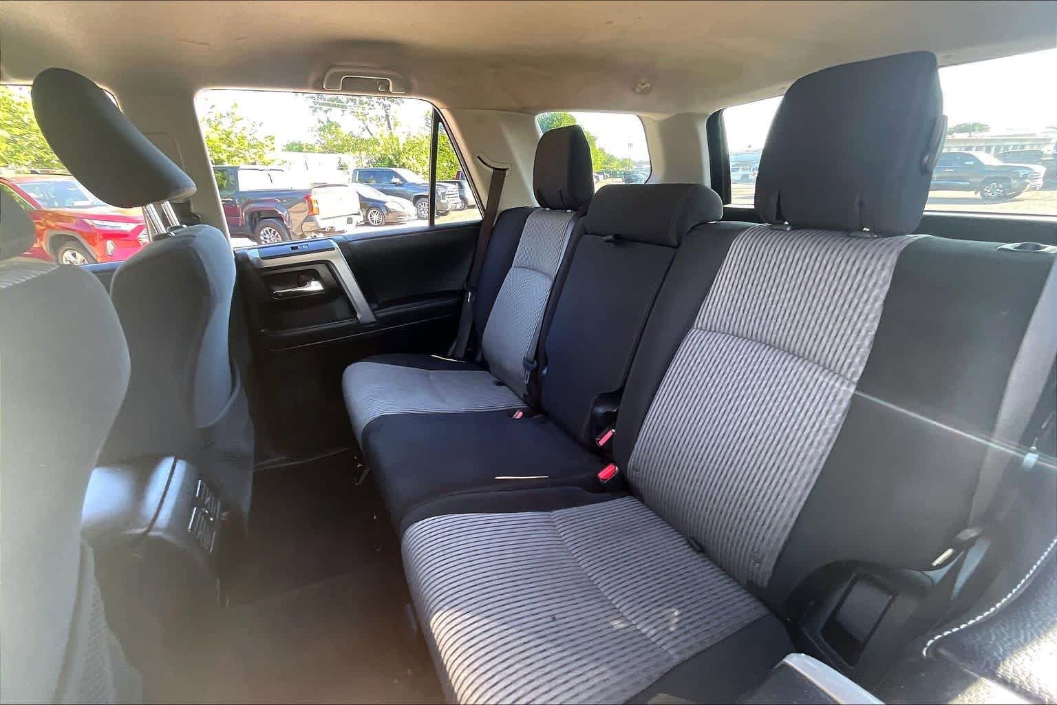 Used 2023 Toyota 4Runner SR5 AWD/4WD image 20