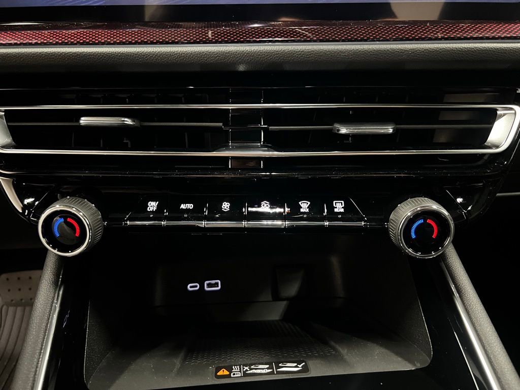 New 2026 Chevrolet Traverse Z71 image 21