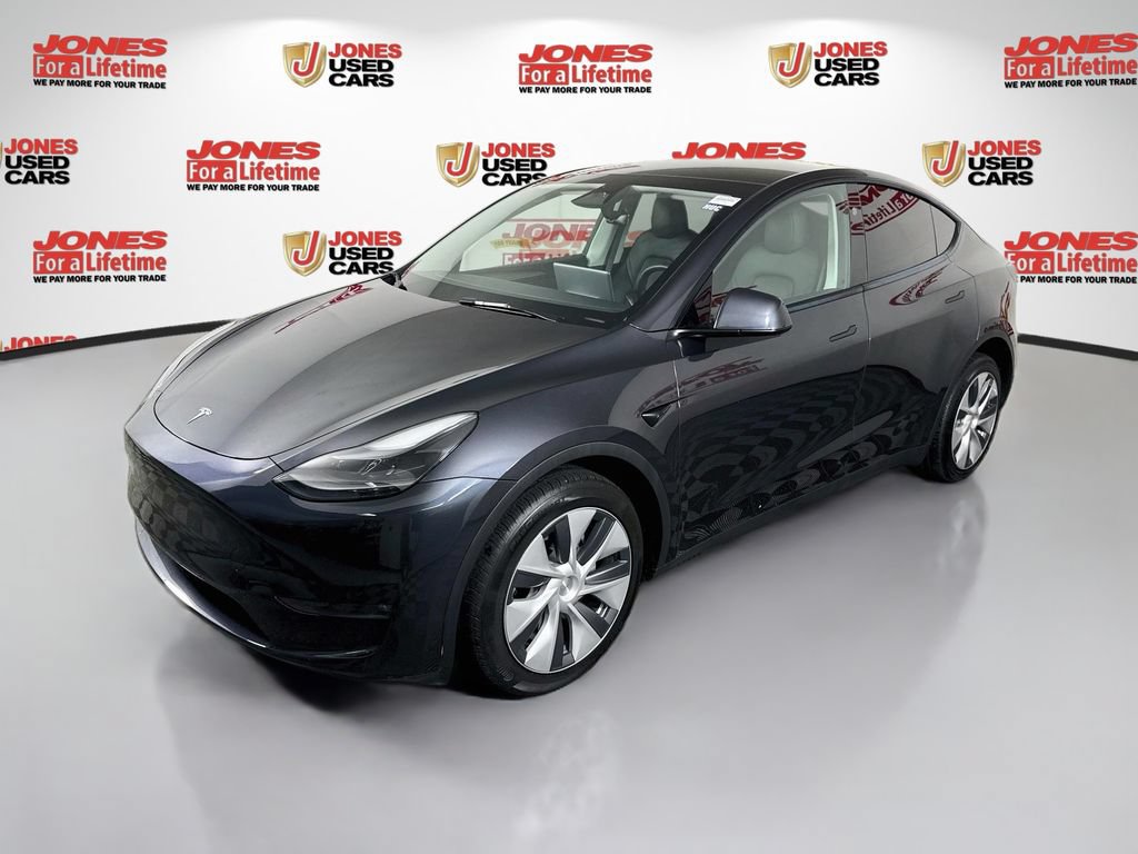 Used 2024 Tesla Model Y Long Range AWD/4WD image 13