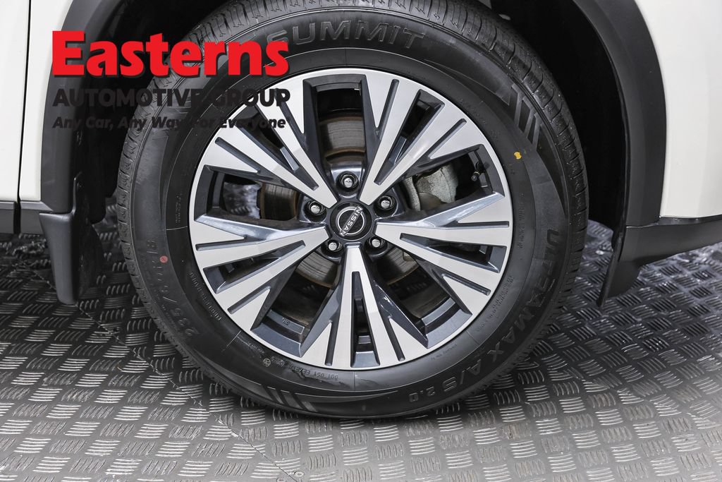 Used 2023 Nissan Rogue SV w/ SV Premium B Package AWD/4WD image 31