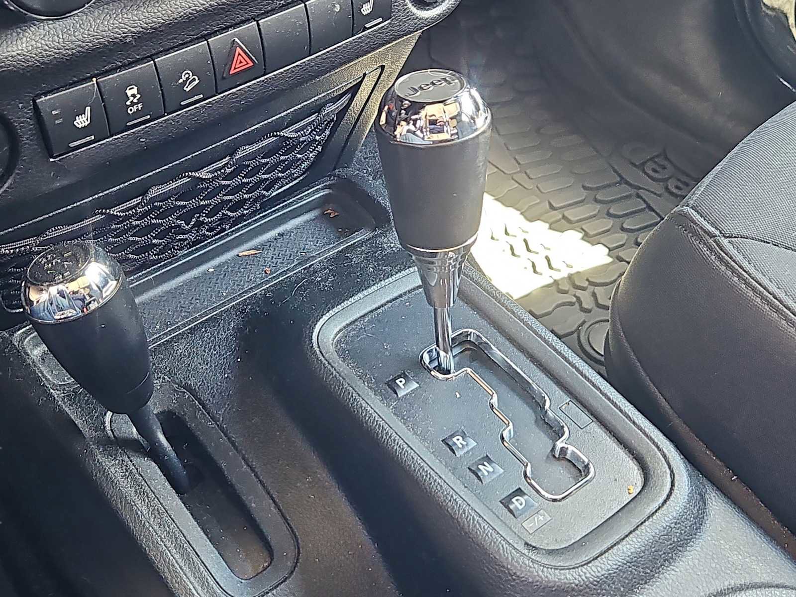 Used 2017 Jeep Wrangler Unlimited Sport w/ Quick Order Package 24S AWD/4WD image 25