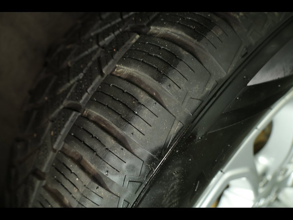 Used 2021 Jeep Grand Cherokee Laredo image 6