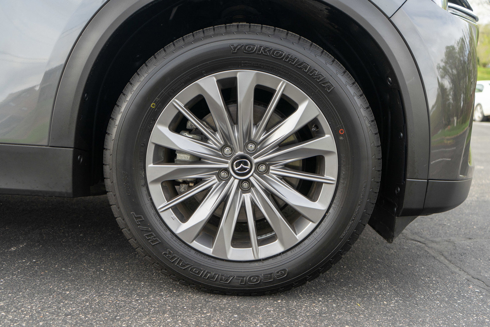 Used 2024 MAZDA CX-90 Plug-In Hybrid w/ Preferred AWD/4WD image 11