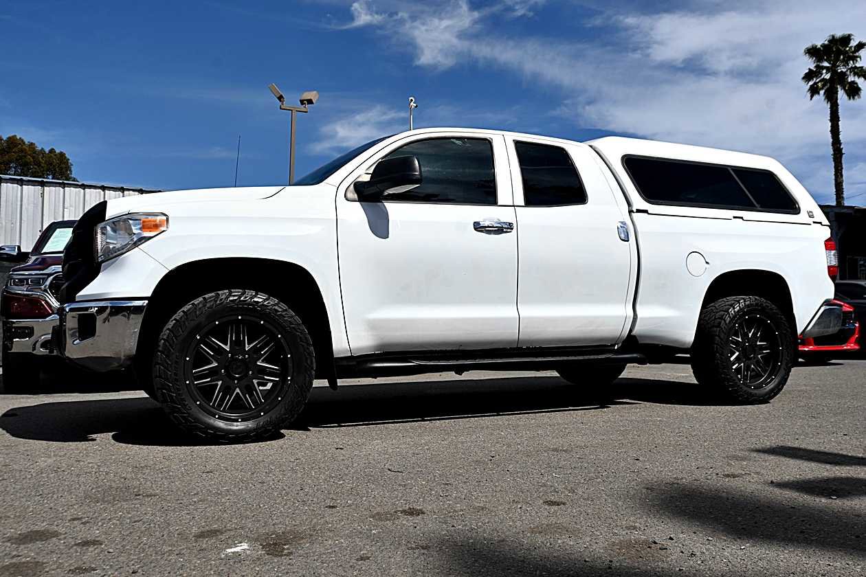 Used 2016 Toyota Tundra SR w/ Tow Package image 10