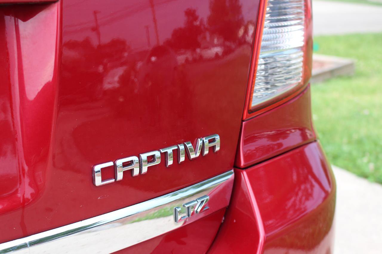 Used 2014 Chevrolet Captiva Sport LTZ FWD image 42