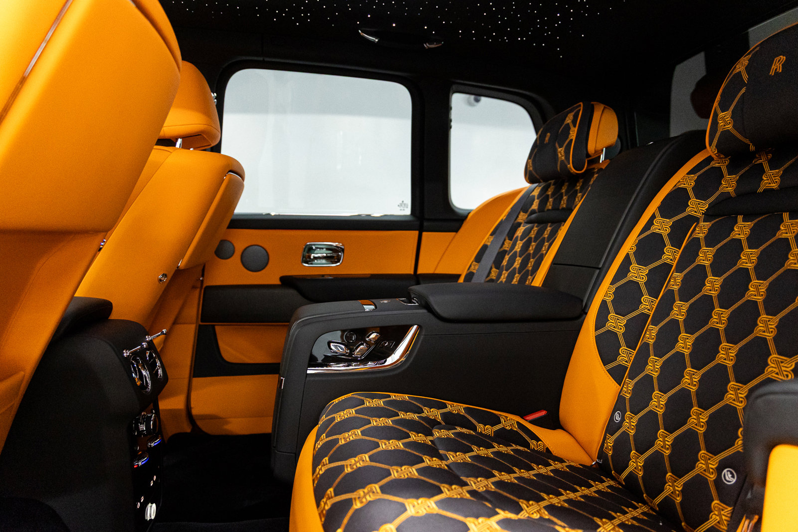 New 2026 Rolls-Royce Cullinan image 37