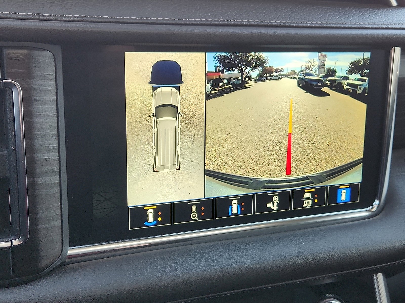 Used 2022 GMC Yukon XL Denali w/ Max Trailering Package image 19