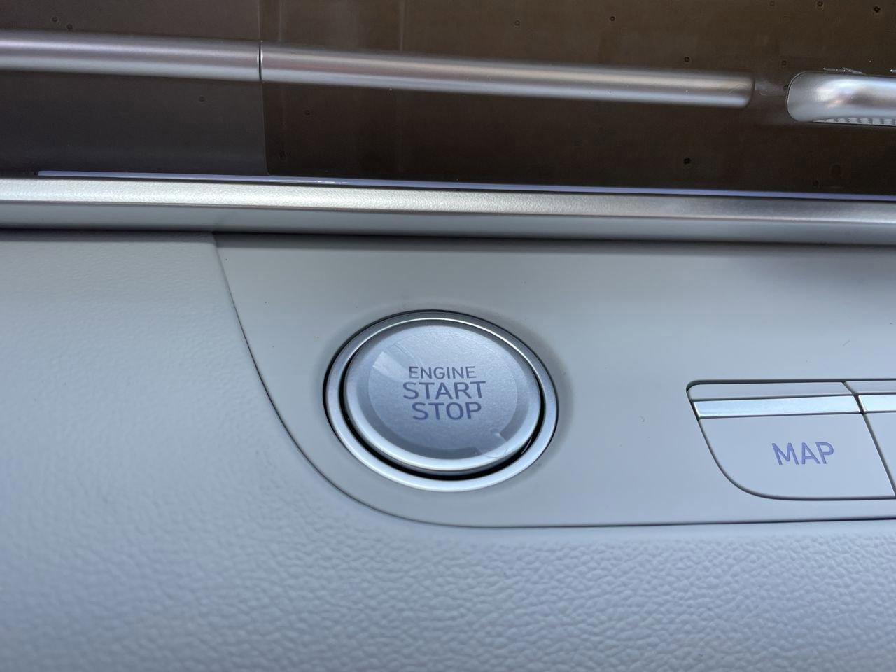New 2026 Hyundai Elantra Limited FWD image 41