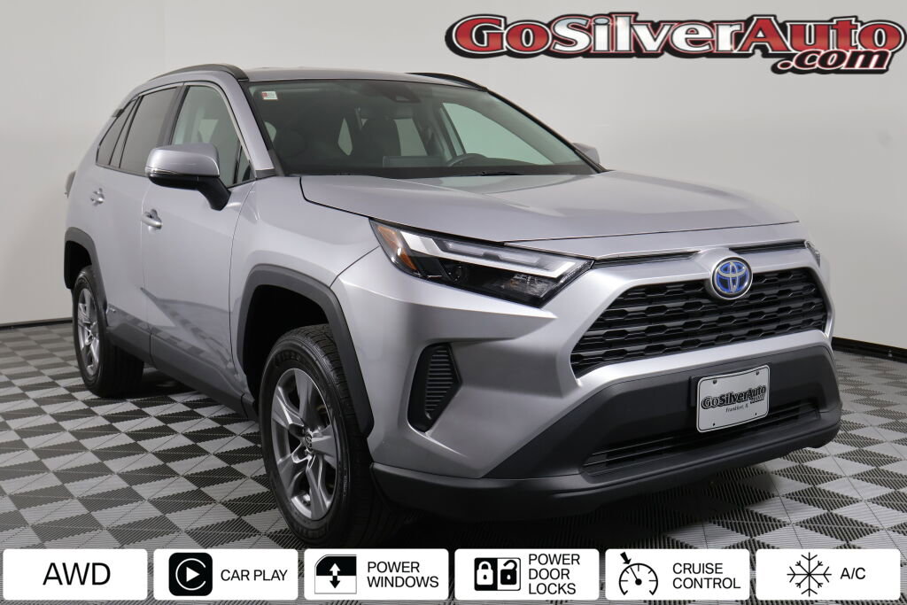 Used 2023 Toyota RAV4 LE image 1