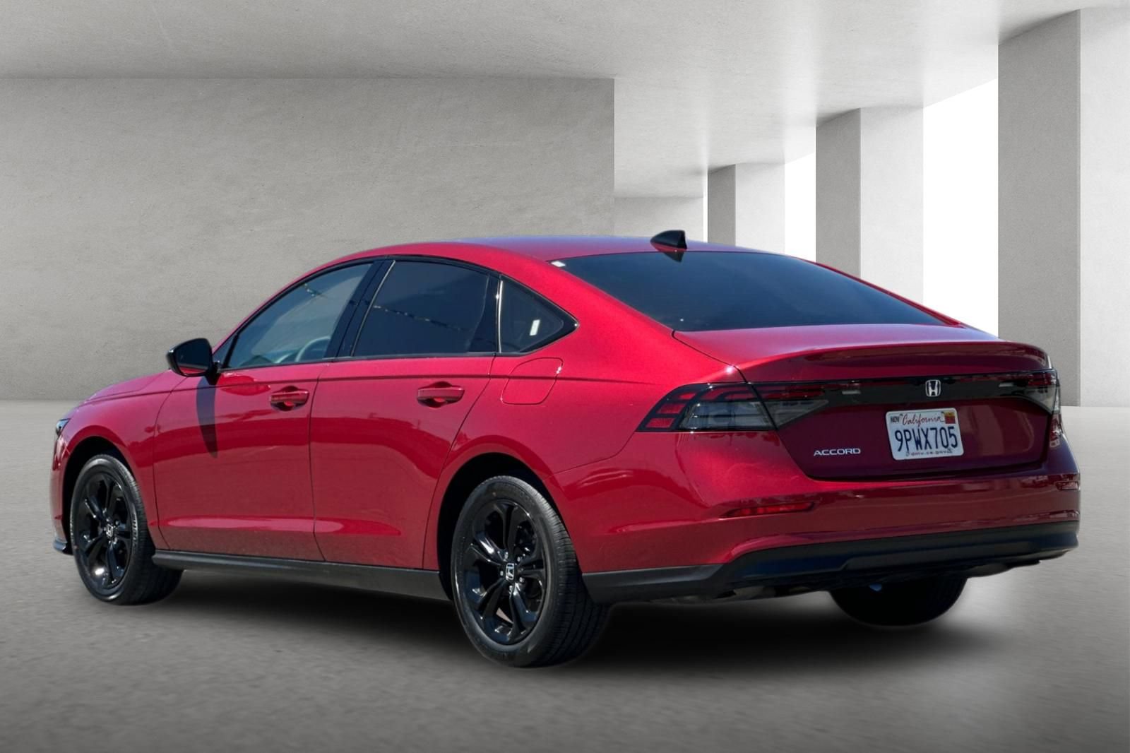 Used 2025 Honda Accord SE image 6