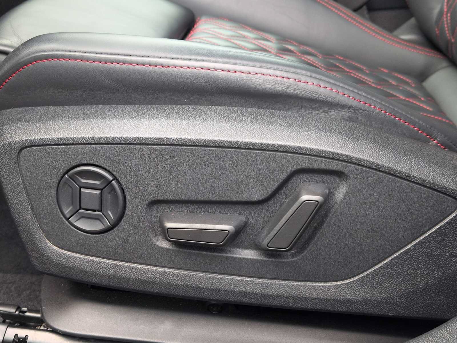 Used 2022 Audi S3 Premium Plus w/ Premium Plus Package AWD/4WD image 18