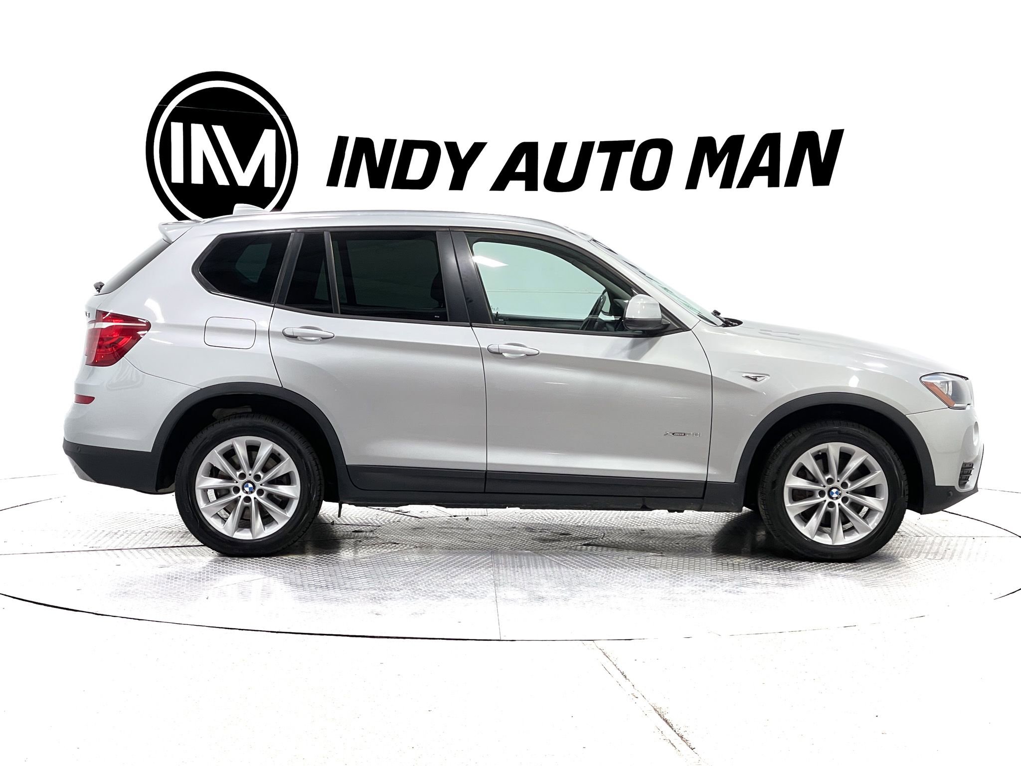 Used 2017 BMW X3 xDrive28i AWD/4WD image 3